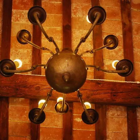 公寓 Castell De Riudabella