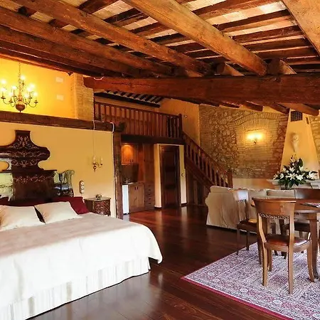Castell De Riudabella